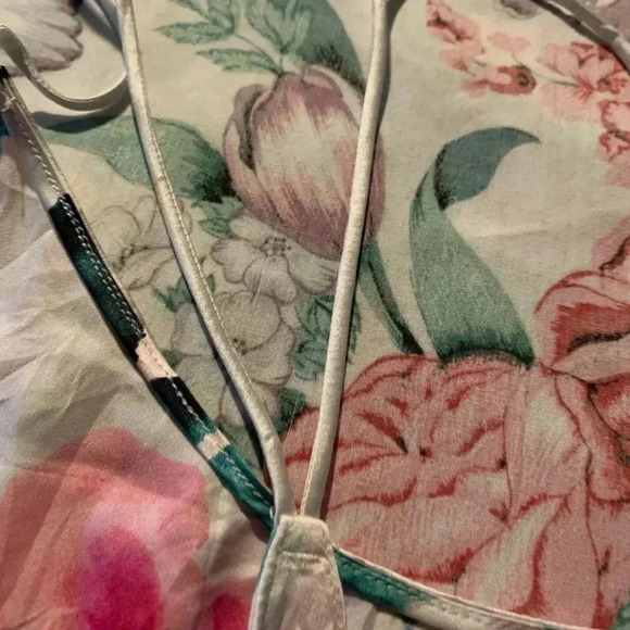 Victoria Secret Sleepwear Top Size Medium - Picture 8 of 9